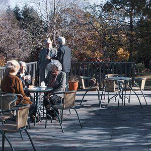 String Catering Lounge outdoor area