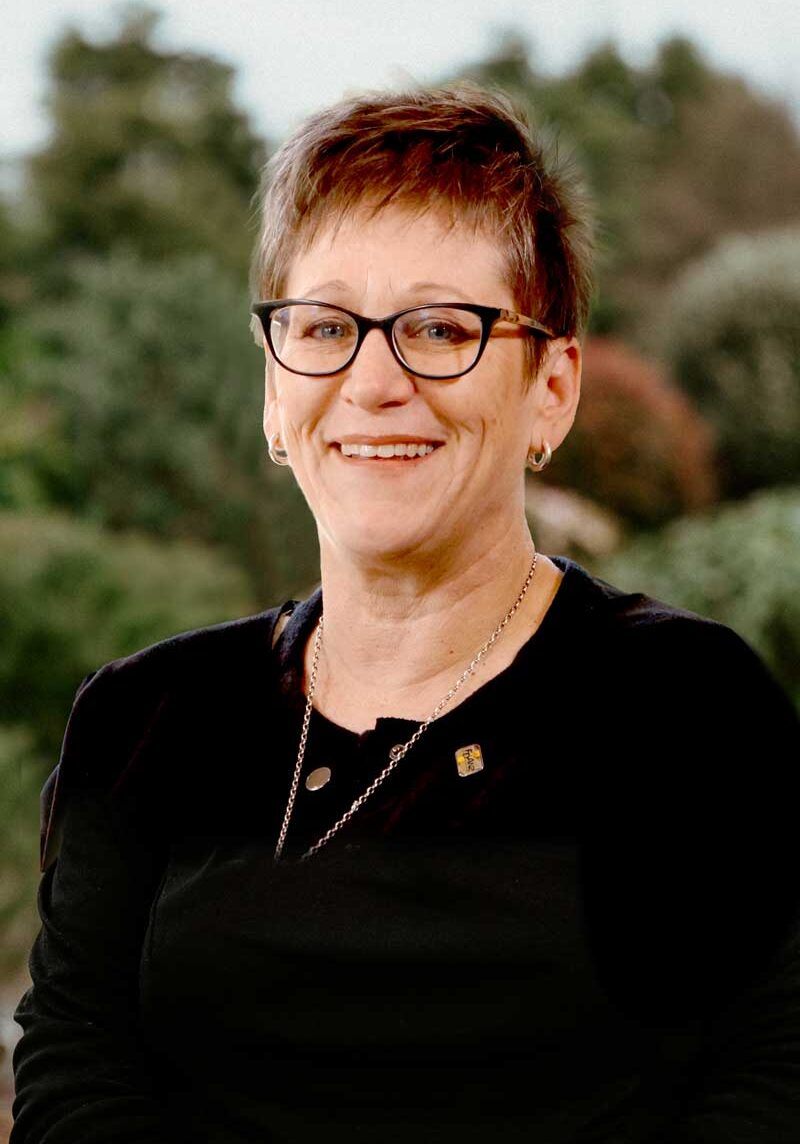 Whitestonefunerals Team Lea