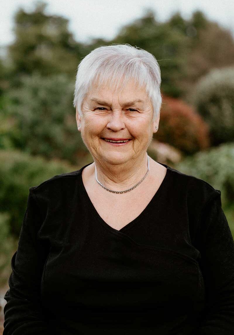 Whitestonefunerals Team Paula